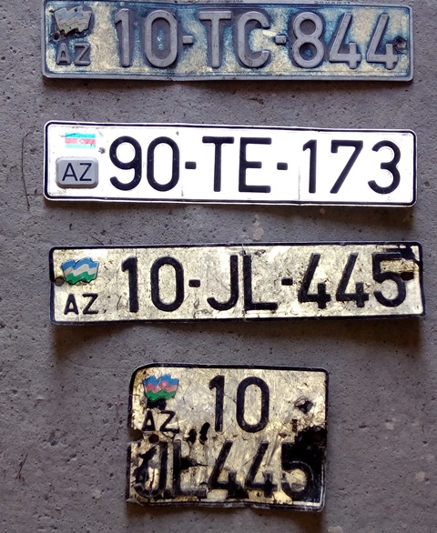 Zibillikdə 4 nömrə, 44 sənəd və 21 bank kartı tapılıb